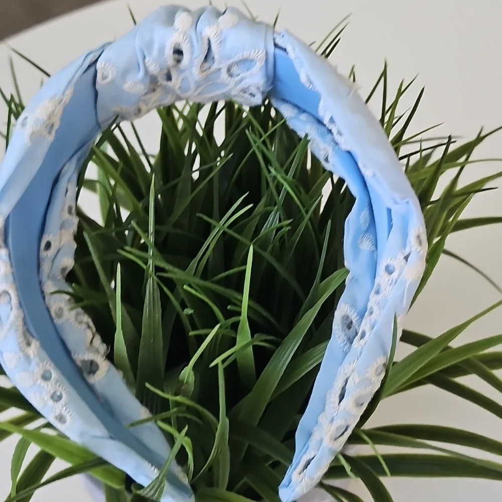 NWOT Embroidered Blue Eyelet Top Knot Headband